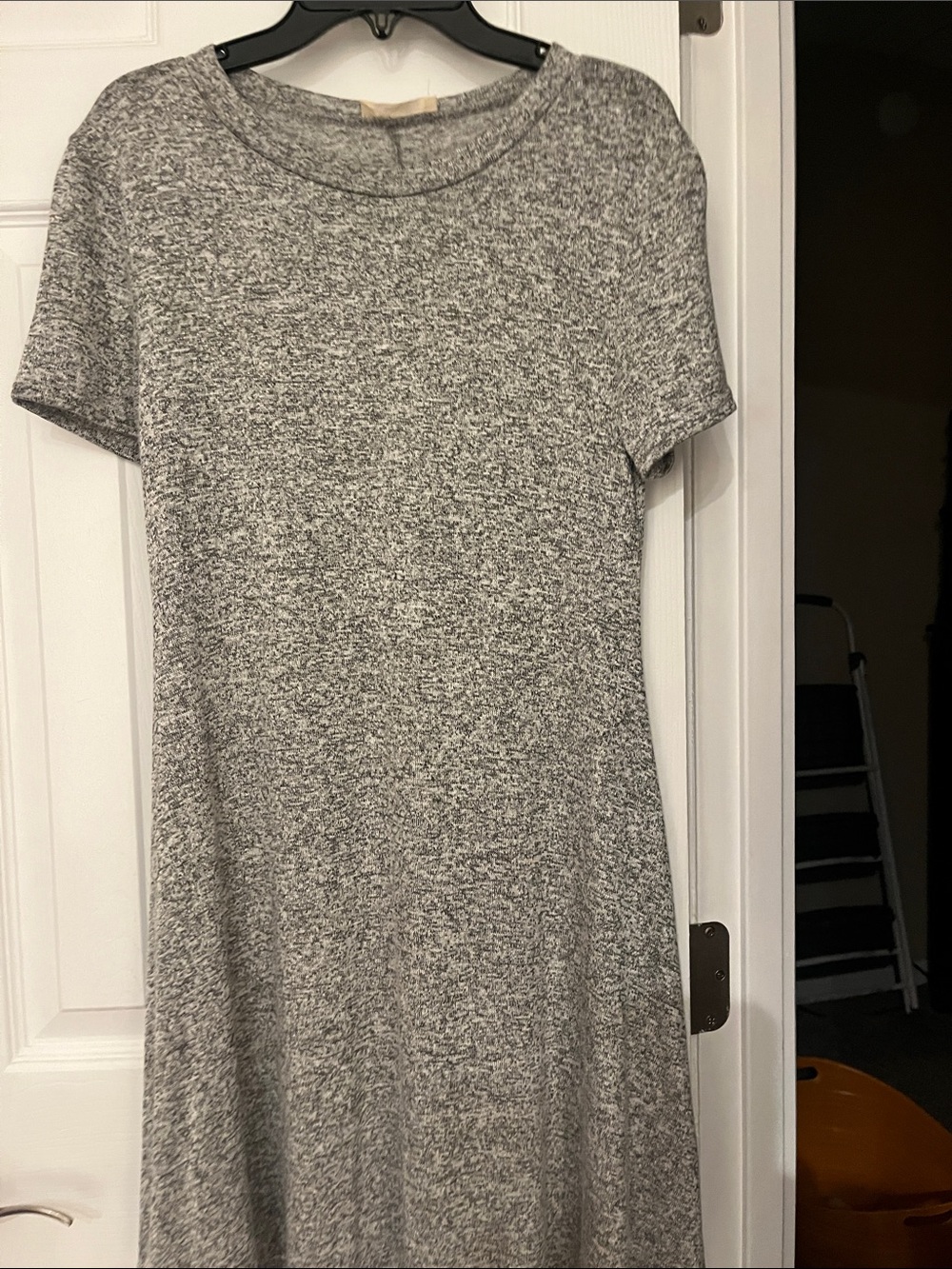 Pinc Heather Gray Short-Sleeve Swing Tunic
Women’s size M